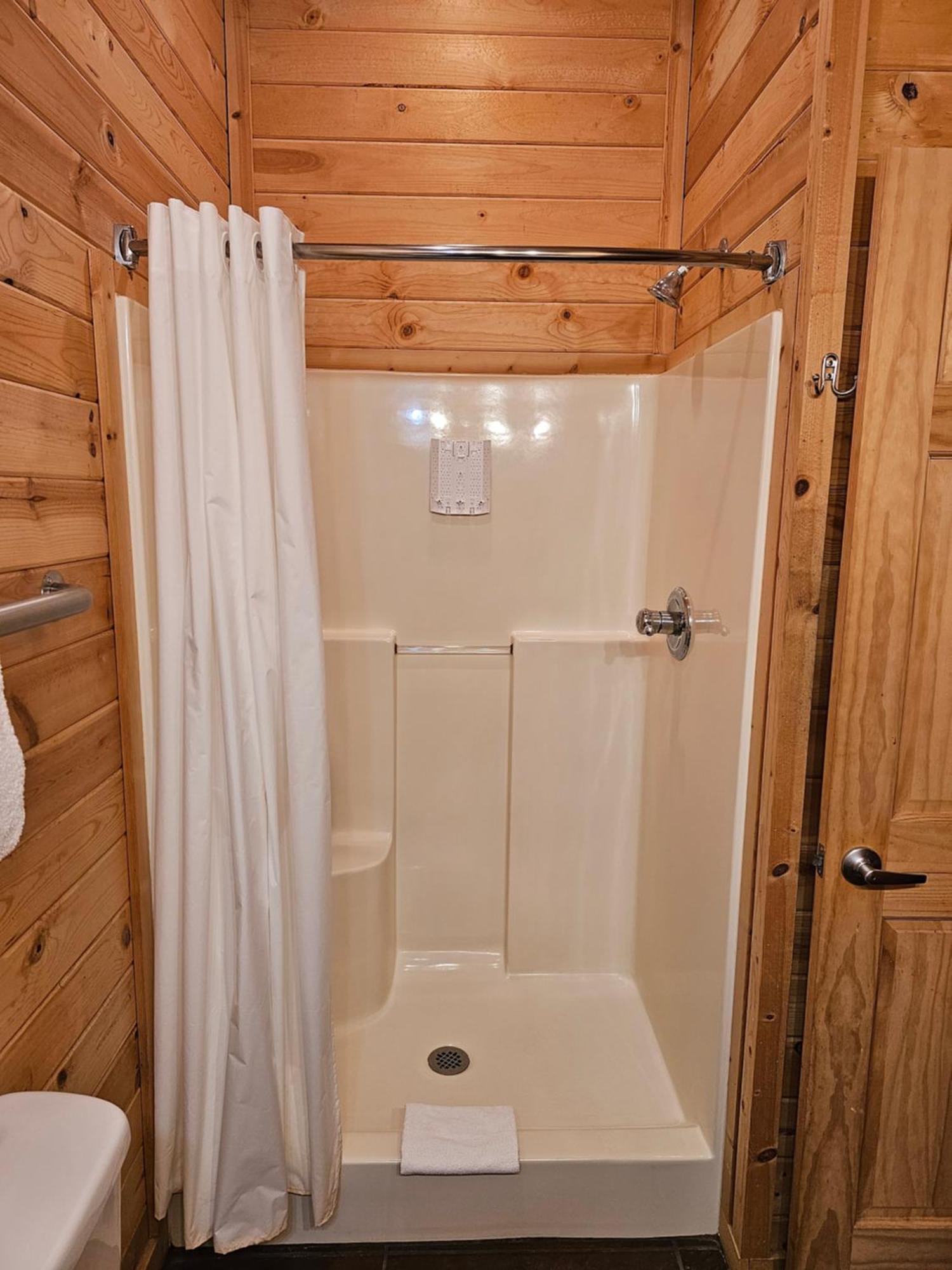 5 Min To Beaver Lake-King Bed-Fire Pit-Jetted Tub #4 Eureka Springs Extérieur photo